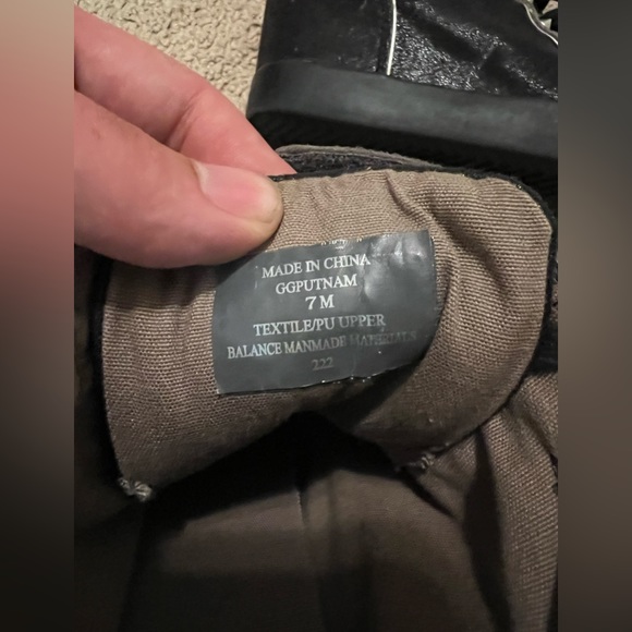 Boots - Picture 5 of 5